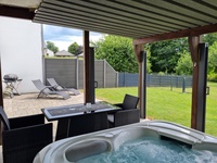 Ferienwohnung mit Whirlpool